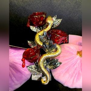 NWT Bath & Body Works SNAKE & ROSES WALLFLOWER Plug In